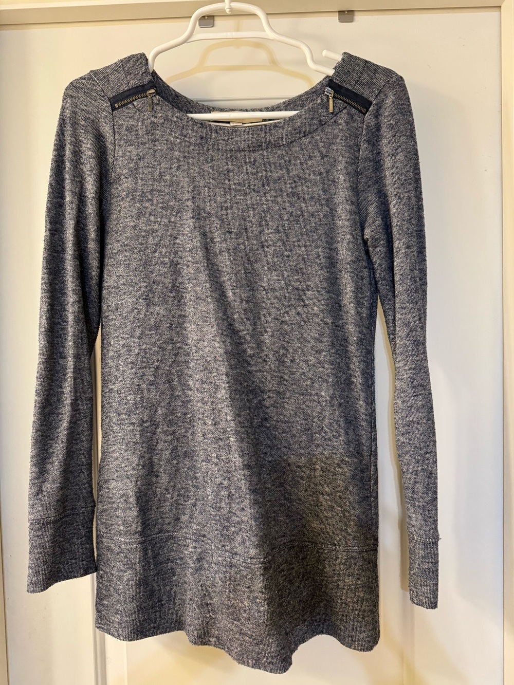 Women’s Long Sleeve Heather Blue Tunic Top with Zip Shoulder Detail